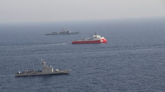 Ένταση στην Kυπριακή ΑΟΖ: Εντός οικοπέδου 4 το Barbaros – Συνοδεύεται από πολεμικά πλοία