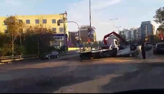 Σοβαρό τροχαίο με ανατροπή οχήματος στη Λεωφόρο Κηφισίας