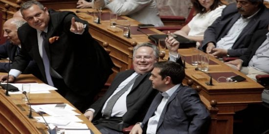 Στη Βουλή δικογραφίες κατά Τσίπρα, Καμμένου, Κοτζιά, Πολάκη, Αχτσιόγλου και Βίτσα