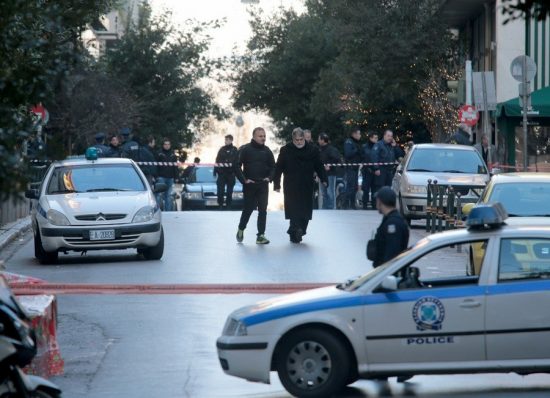 Ποιους «βλέπει» η Αντιτρομοκρατική πίσω από την έκρηξη στο Κολωνάκι