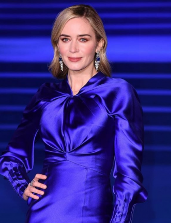 Η παραμυθένια εμφάνιση της Emily Blunt στην πρεμιέρα της ταινίας Mary Poppins στο Λονδίνο