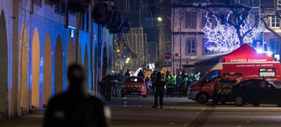 Επέστρεψε ο εφιάλτης στη Γαλλία: 3 νεκροί από τρομοκρατική επίθεση στη χριστουγεννιάτικη αγορά του Στρασβούργου