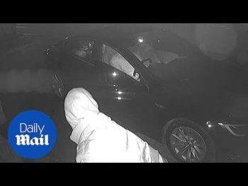 Πώς διέρρηξαν και έκλεψαν μία Tesla 80.000 λιρών με γκατζετάκια μέσα σε ένα λεπτό