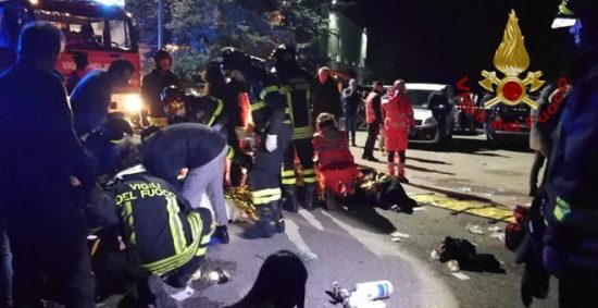 Τραγωδία σε κλαμπ στην Ιταλία: Έξι νεκροί και 120 τραυματίες (pics&video)