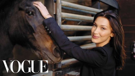 Vogue: 73 ερωτήσεις με την Bella Hadid