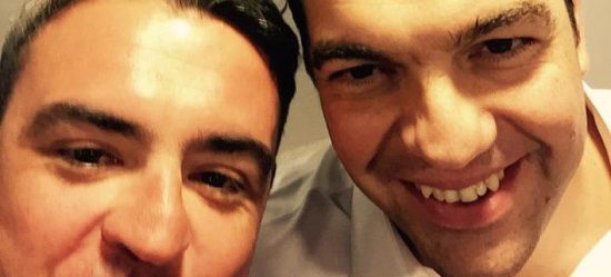 Selfie με τον Αλέξη Τσίπρα: Σάλος με τις νέες αποκαλύψεις για τον Μανώλη Πετσίτη