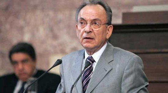 Έφυγε από τη ζωή ο πρώην υπουργός και πρόεδρος της Βουλής, Δημήτρης Σιούφας