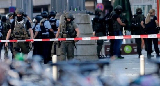 Συναγερμός στην Κολωνία: Πυροβολισμοί κοντά στον κεντρικό σιδηροδρομικό σταθμό