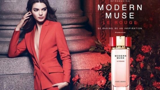 Γιατί η Estée Lauder αναθεώρησε προς τα πάνω τις εκτιμήσεις της για το 2019