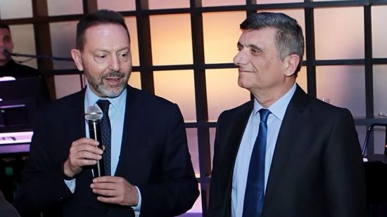 Στουρνάρας – Καραβίας: «Τα χειρότερα τα αφήσαμε πίσω μας»