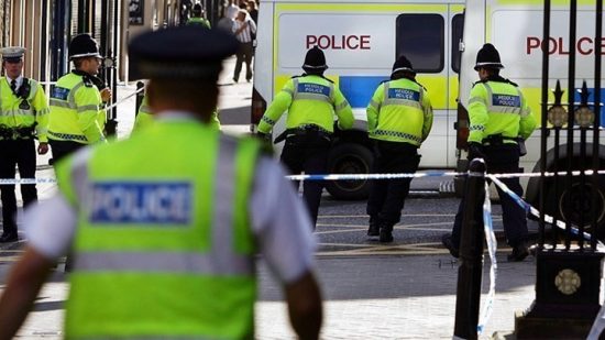 Λήξη συναγερμού στο Εδιμβούργο: Ρούχα περιείχε το «ύποπτο» πακέτο