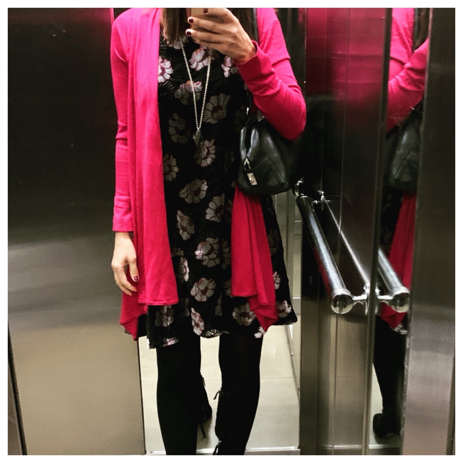 Executive look of the day: Flower Power