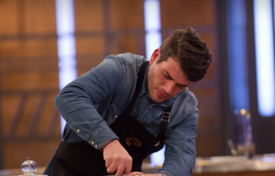 MasterChef: Εκτός παιχνιδιού ο Χρήστος Μπάρκας (pics)