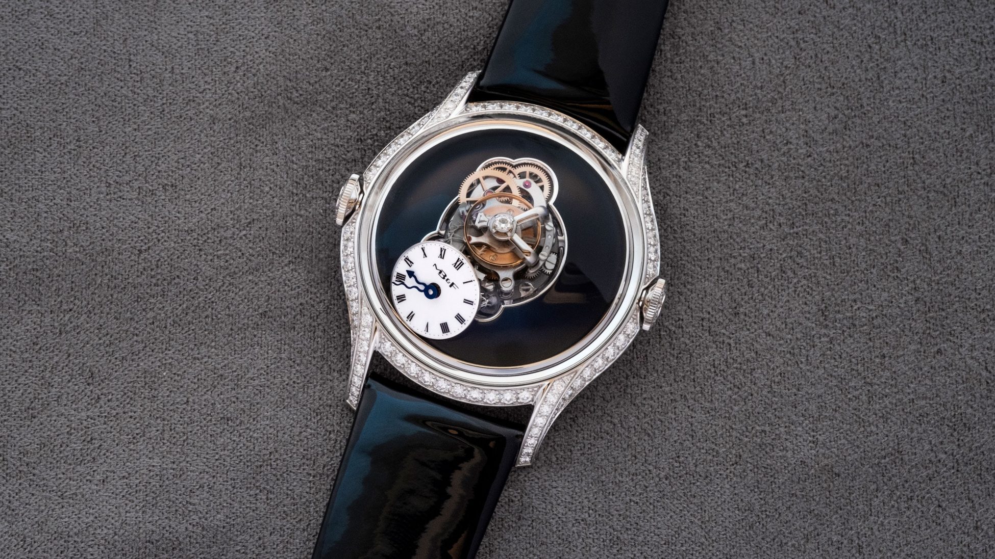 MB&F Legacy Machine FlyingT: Το πρώτο αποκλειστικά γυναικείο ρολόι MB&F Machine