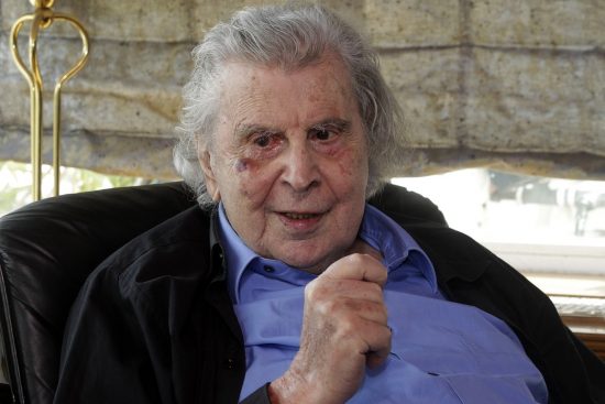 Μίκης Θεοδωράκης: Βγήκε από το νοσοκομείο ο μεγάλος μουσικοσυνθέτης