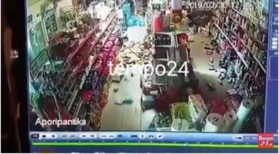 Καρέ – καρέ η στιγμή του σεισμού στο Γαλαξίδι (video)