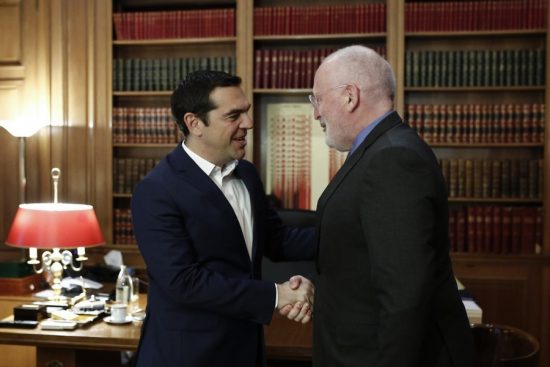 Τσίπρας – Τίμερμανς: Οι κρισιμότερες για το μέλλον της Ευρώπης οι επικείμενες ευρωεκλογές