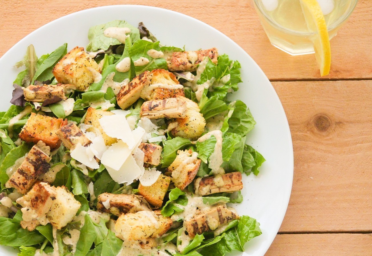 Συνταγή για νόστιμη και υγιεινή light caesar salad