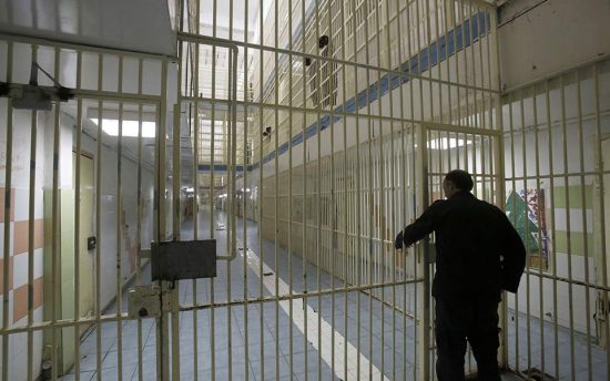 Επεισόδια στις φυλακές Αυλώνα: Συγκρούσεις βορειοαφρικανών με Αλβανούς