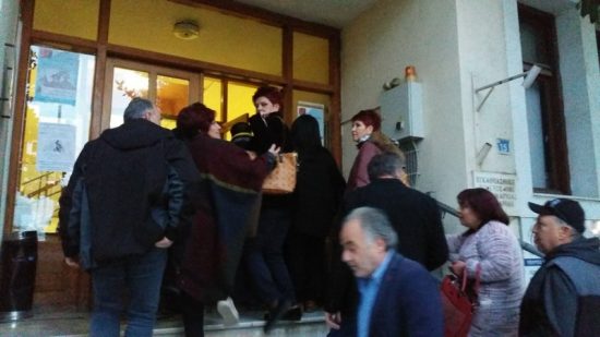 Εορδαία: Αποδοκιμάστηκαν ξανά οι υποψήφιοι του ΣΥΡΙΖΑ, Αρβανίτης και Νικολαϊδης (video)