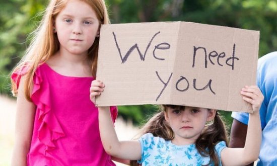 Σε ισχύ ο νέος νόμος για υιοθεσία-αναδοχή – Όλες οι σημαντικές αλλαγές που έρχονται