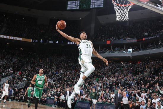 NBA Playoffs: «Συνέτριψαν» τους Σέλτικς και πήραν την πρόκριση οι Μπακς του Γιάννη Αντετοκούνμπο