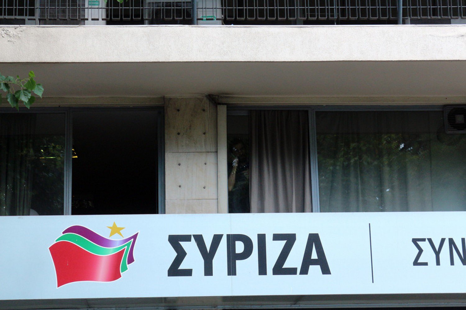 ΣΥΡΙΖΑ: Αντί να παραιτηθεί η Μενδώνη, παραιτήθηκε ο Ταραντίλης