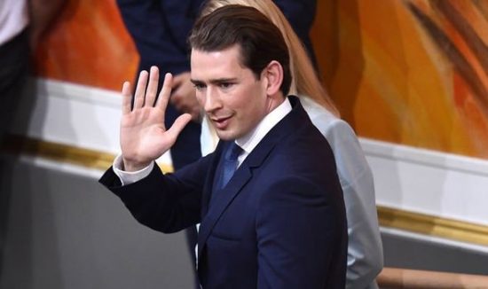 Αυστρία: Επισφραγίστηκε η ανατροπή του Σεμπάστιαν Κουρτς