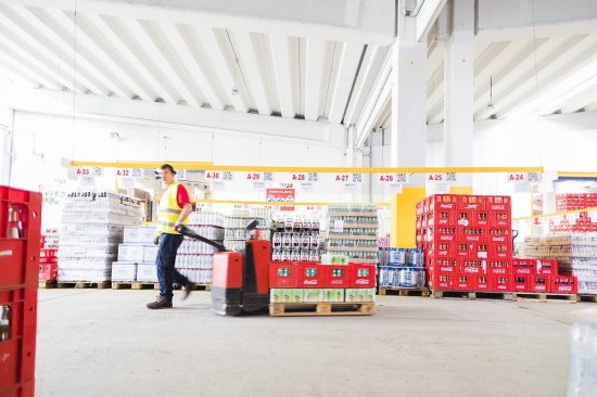 Η Coca-Cola Τρία Έψιλον πρωτοπορεί με τη χρήση Augmented Reality στη διαχείριση αποθήκης