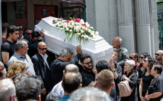 Πάνος Ζάρλας: Ράγισαν καρδιές στο τελευταίο «αντίο» – Αυτή ήταν η τελευταία του επιθυμία (pics & video)