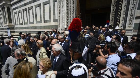 Το τελευταίο αντίο στον «μαέστρο» Φράνκο Τζεφιρέλι (pics)