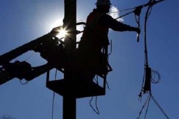 Χωρίς ηλεκτρικό πολλές περιοχές της Αττικής λόγω του καύσωνα