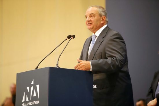 Καραμανλής «στο πλευρό του Κυριάκου»: Μήνυμα συστράτευσης για την πολιτική αλλαγή