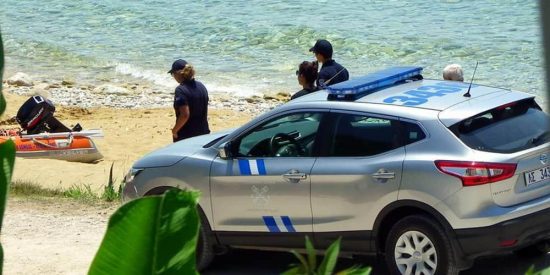 Παρουσιάστηκε στις Αρχές ο χειριστής του σκάφους – Πρόκειται για Γάλλο κτηματομεσίτη