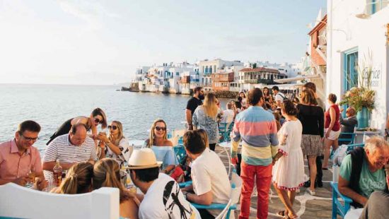 DW για Μύκονο: Τιμές που «γδέρνουν»