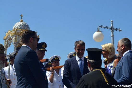 Τήνος: Στο σημείο που βυθίστηκε η φρεγάτα «Έλλη» βρέθηκε ο Κυριάκος Μητσοτάκης (video)