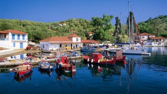 Παλαιό Τρίκερι: Ένας άγνωστος παράδεισος που δεν υπάρχει ούτε στους χάρτες