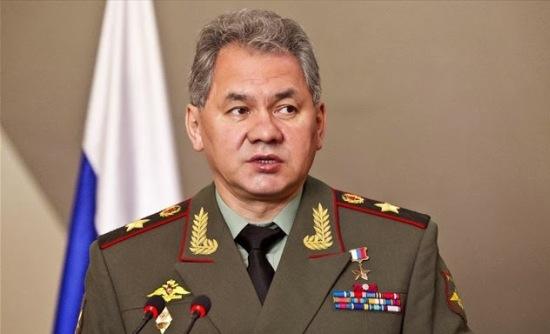 Ο Ρώσος υπουργός Άμυνας Σεργκέι Σόιγκου με στρατιωτική στολή