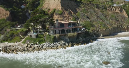 Architectural Digest: Ξενάγηση σε ονειρική έπαυλη αξίας 35 εκατ. δολ. στο Μαλιμπού