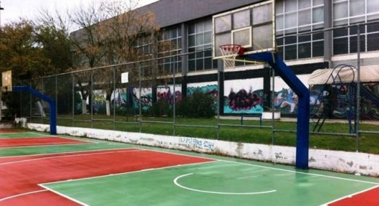 Διορία ενός έτους από την Κυβέρνηση για να γίνουν ασφαλείς οι αθλητικές εγκαταστάσεις