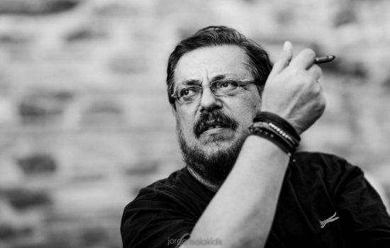 Κηδεία Μαχαιρίτσα: Πλήθος κόσμου στο τελευταίο «αντίο» για τον μεγάλο τραγουδοποιό (pics)