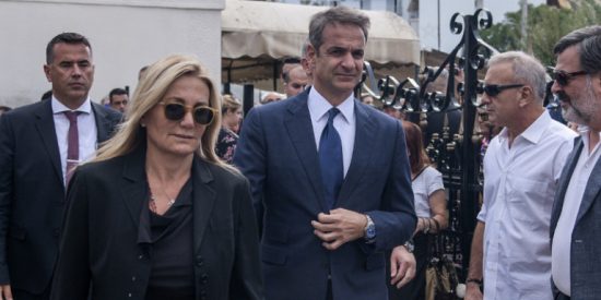Παρών ο Κυριάκος Μητσοτάκης στο τελευταίο «αντίο» στον Λαυρέντη Μαχαιρίτσα