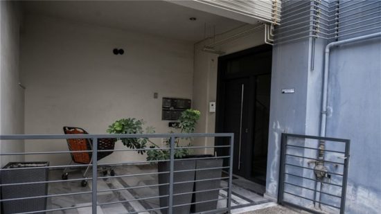 Νέα Ιωνία: Σοκαριστικό βίντεο από τη στιγμή που η 19χρονη εγκαταλείπει το βρέφος- Τώρα το ζητά πίσω