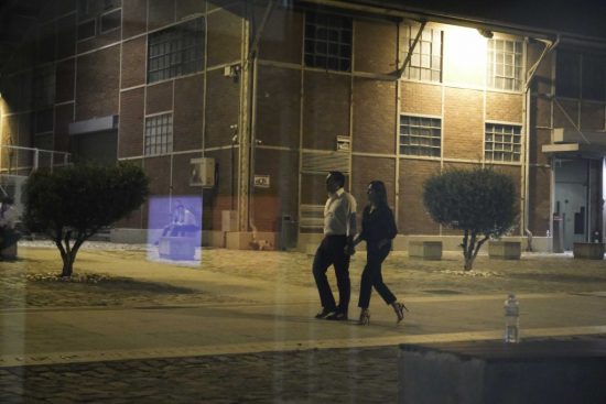 Χέρι-χέρι Τσίπρας και Μπαζιάνα σε εκθέσεις Ελλήνων και ξένων καλλιτεχνών (φωτογραφίες)