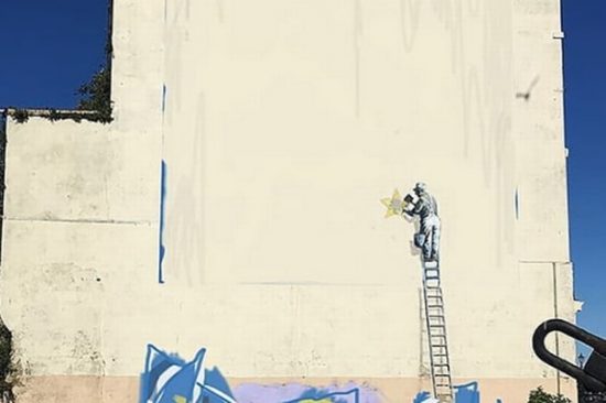 Άγνωστοι κατέστρεψαν τοιχογραφία του Banksy για το Brexit – Πώς αντέδρασε ο ίδιος