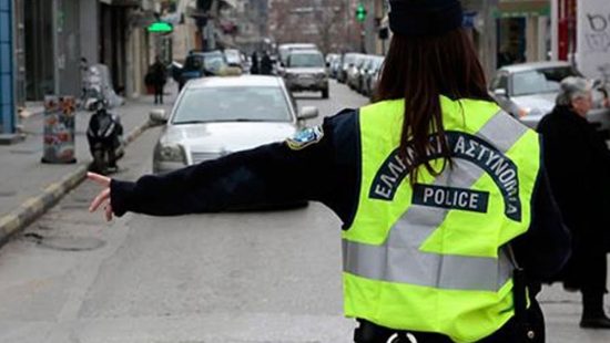 Απαγόρευση κυκλοφορίας: Σταθερά πολλές οι παραβιάσεις εντός πόλης- Ελάχιστοι οι «παράνομοι» ταξιδιώτες
