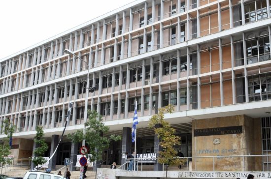 Τραγωδία στη Θεσσαλονίκη: Δικηγόρος ξεψύχησε μέσα στο Δικαστικό Μέγαρο