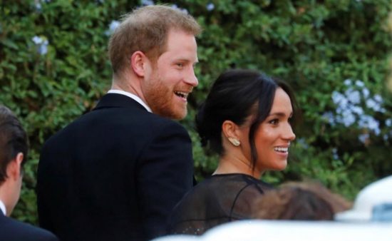 Μέγκαν και Χάρι: Το Twitter τρολάρει το #Megxit