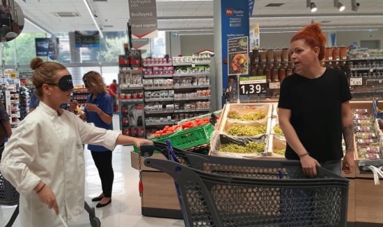 Σεμινάρια εκπαίδευσης προσωπικού για τις ανάγκες καταναλωτών με απώλεια όρασης