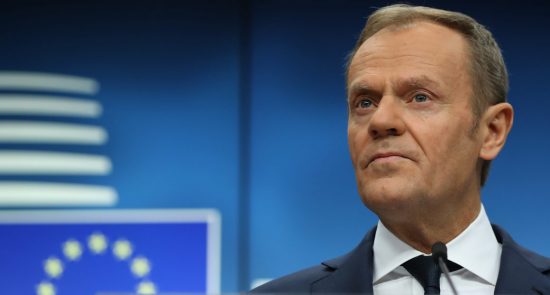 Τουσκ προς Τζόνσον: «Παραμένουμε ανοικτοί, ωστόσο δεν έχουμε πεισθεί»